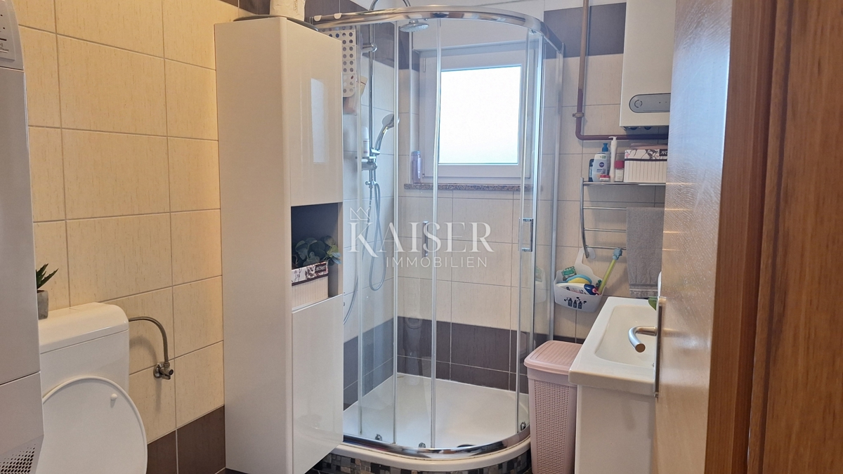 Rijeka-Marinići, trosobno stanovanje, novejša gradnja, pogled na morje