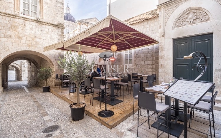 Stanovanje Stari grad, Dubrovnik, 200m2