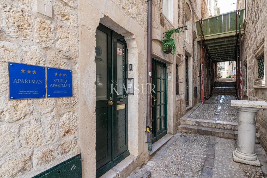 Stanovanje Stari grad, Dubrovnik, 200m2