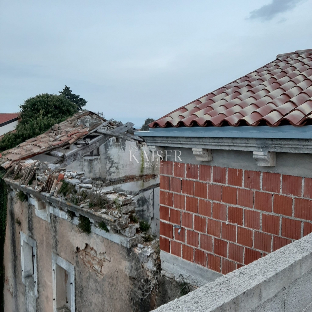 Istra, Barban - prodamo 5 starinskih hiš