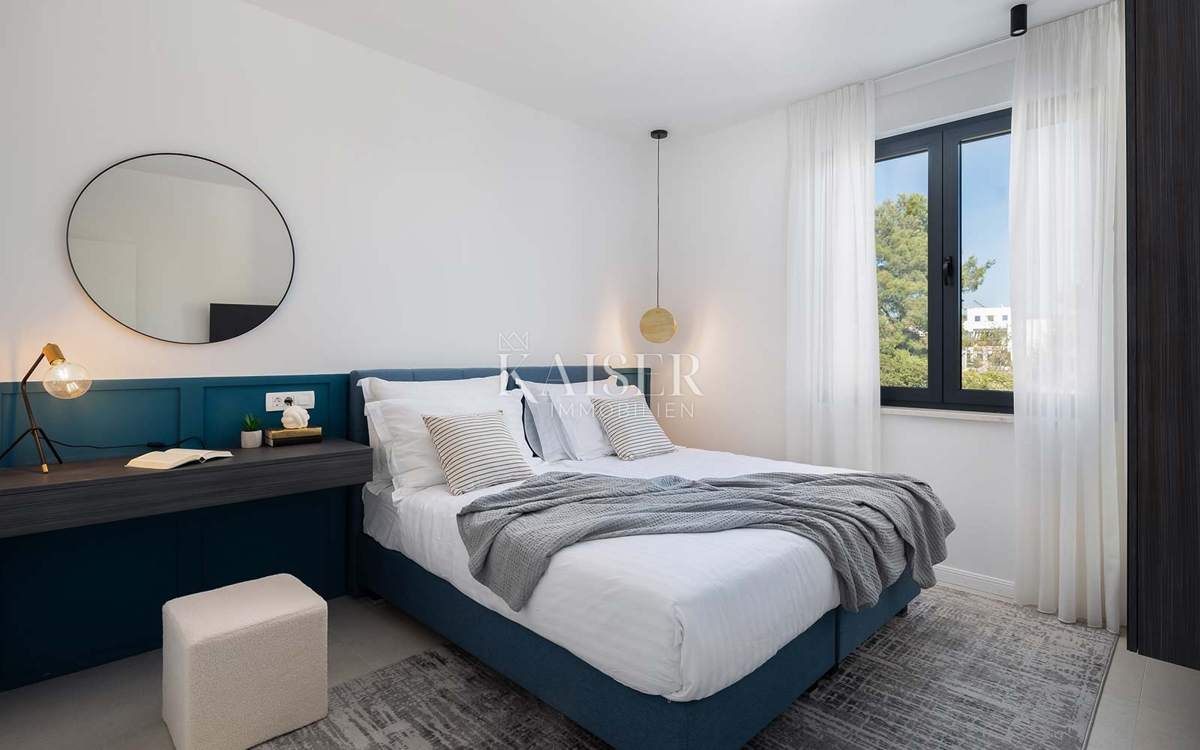 Okrug Gornji - vila z ekskluzivnim pogledom na morje