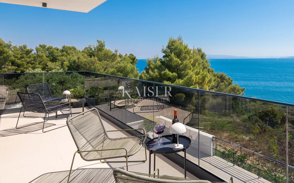 Okrug Gornji - vila z ekskluzivnim pogledom na morje