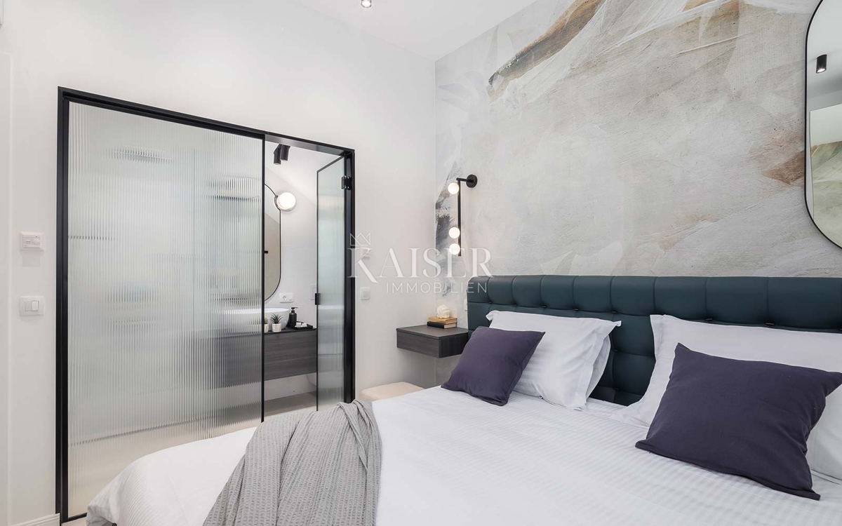 Okrug Gornji - vila z ekskluzivnim pogledom na morje