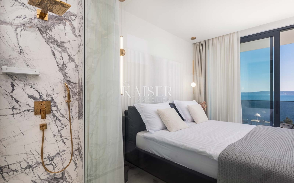 Okrug Gornji - vila z ekskluzivnim pogledom na morje