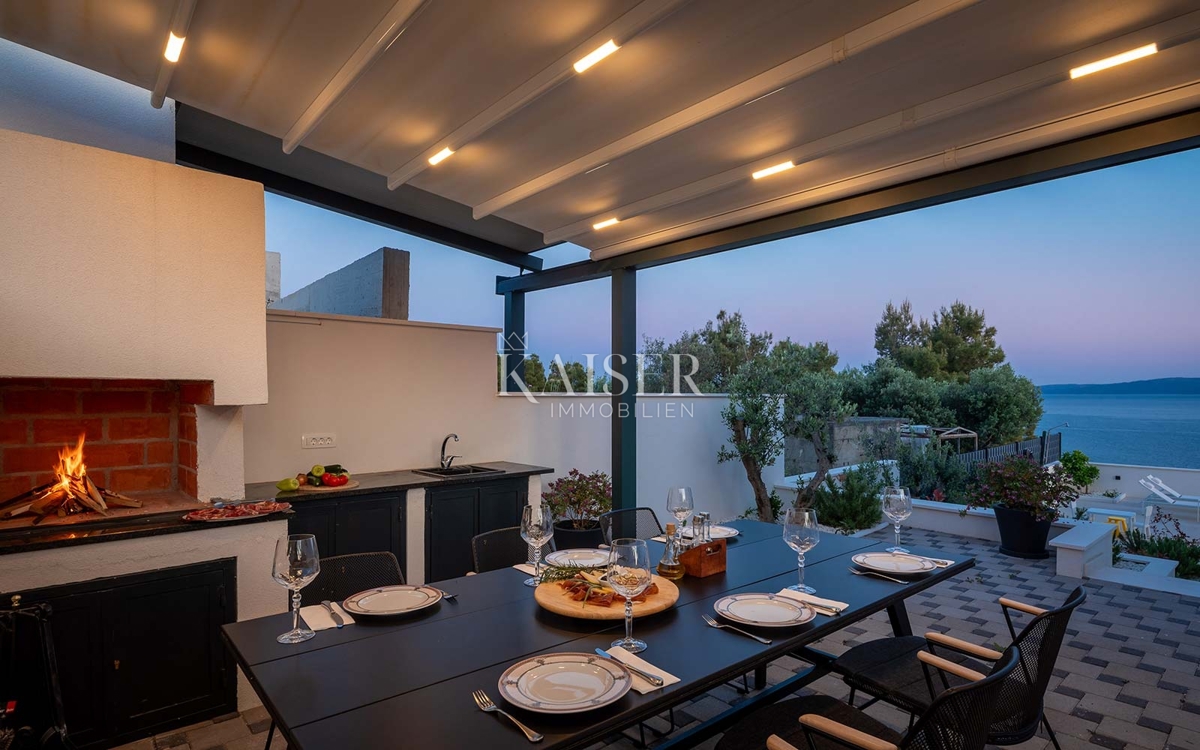 Okrug Gornji - vila z ekskluzivnim pogledom na morje