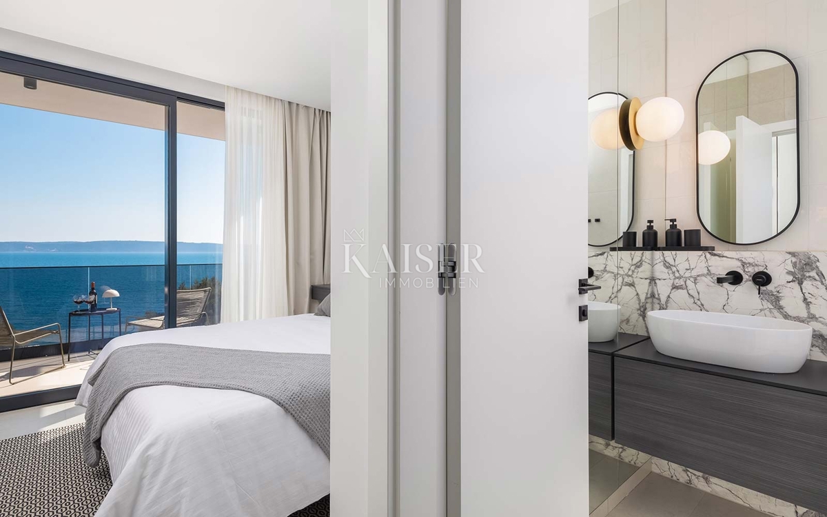 Okrug Gornji - vila z ekskluzivnim pogledom na morje