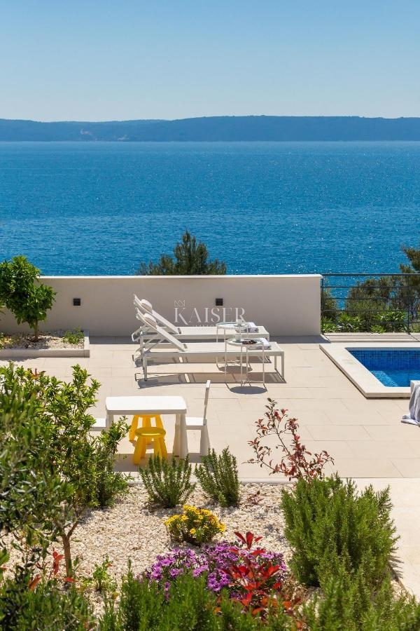 Okrug Gornji - vila z ekskluzivnim pogledom na morje