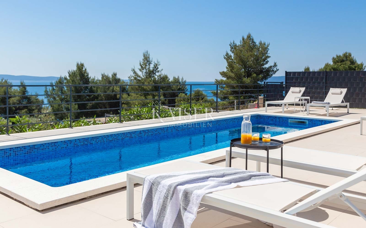 Okrug Gornji - vila z ekskluzivnim pogledom na morje