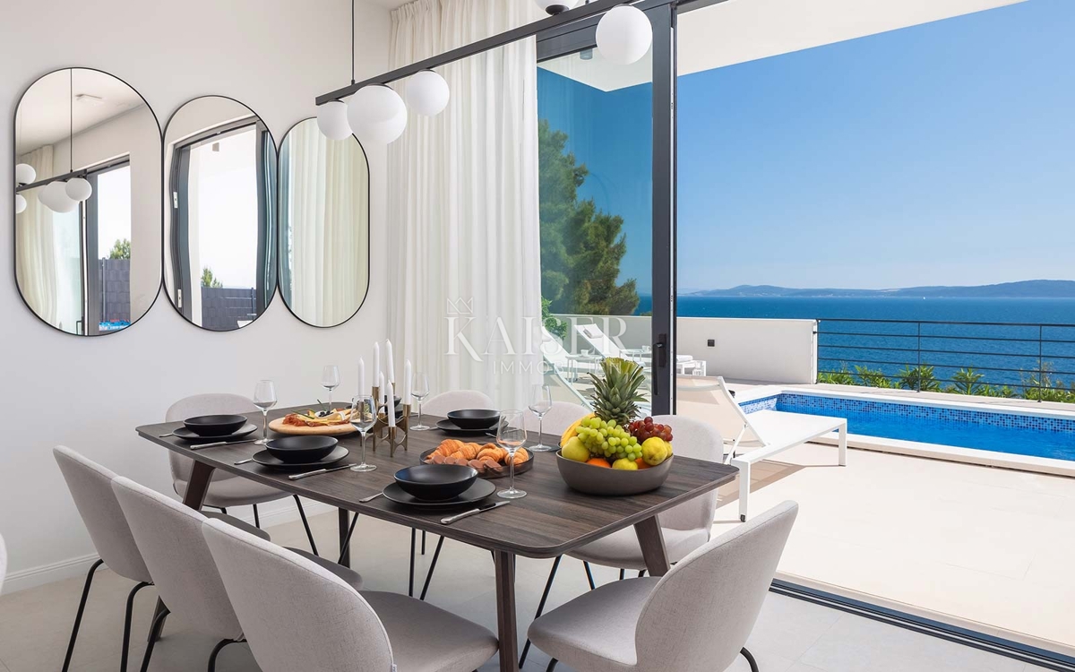 Okrug Gornji - vila z ekskluzivnim pogledom na morje