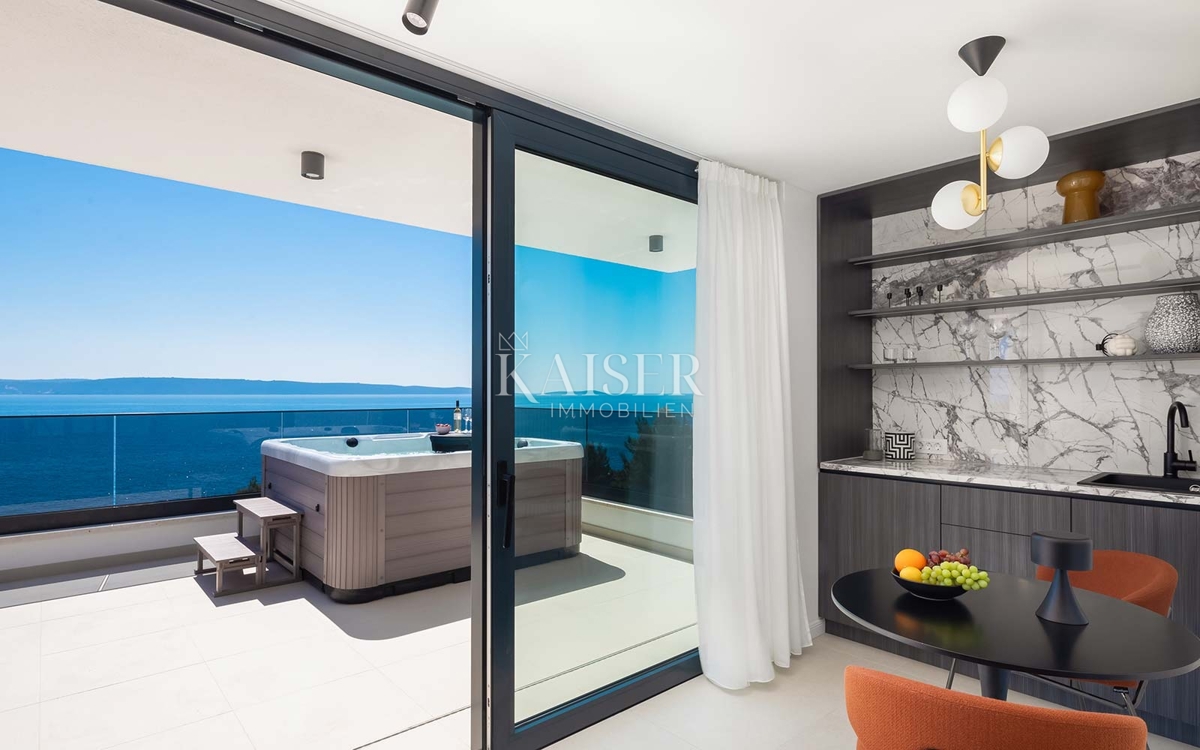 Okrug Gornji - vila z ekskluzivnim pogledom na morje