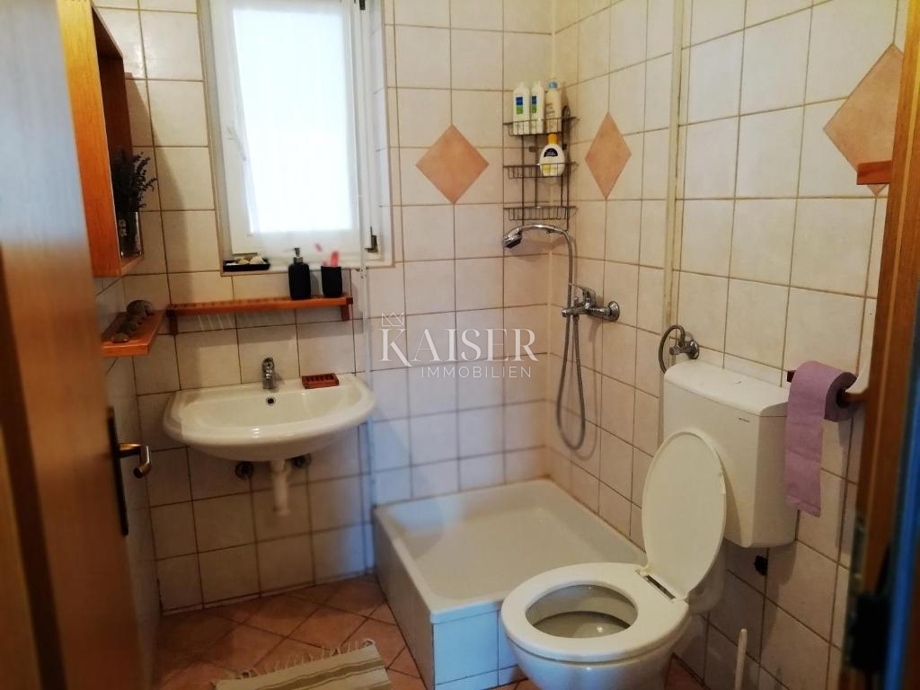 Otok Lošinj, Sv. Jakov, apartma 71 m2 s pogledom na morje