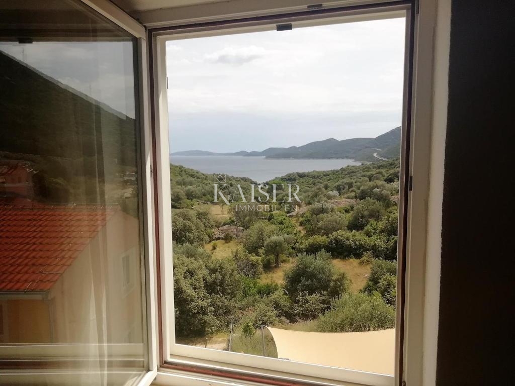 Otok Lošinj, Sv. Jakov, apartma 71 m2 s pogledom na morje