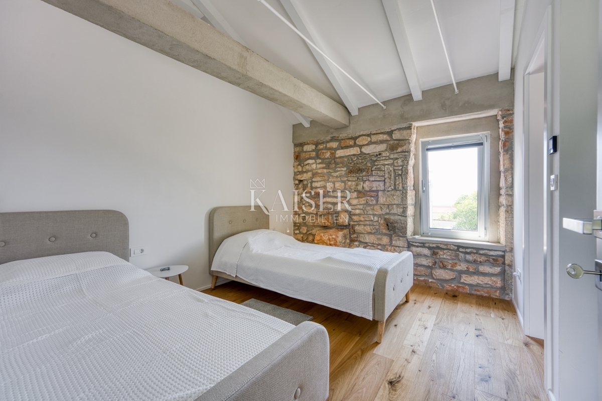 Istra, Višnjan - Ekskluzivna vila 300m2 na 7.000 m²