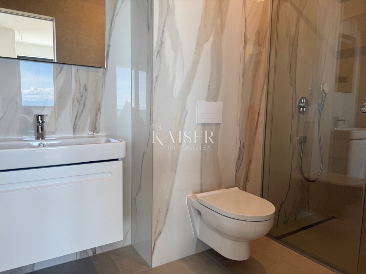 Opatija, Lovran - Ekskluzivno penthouse s prostorno teraso in zasebnim vrtom