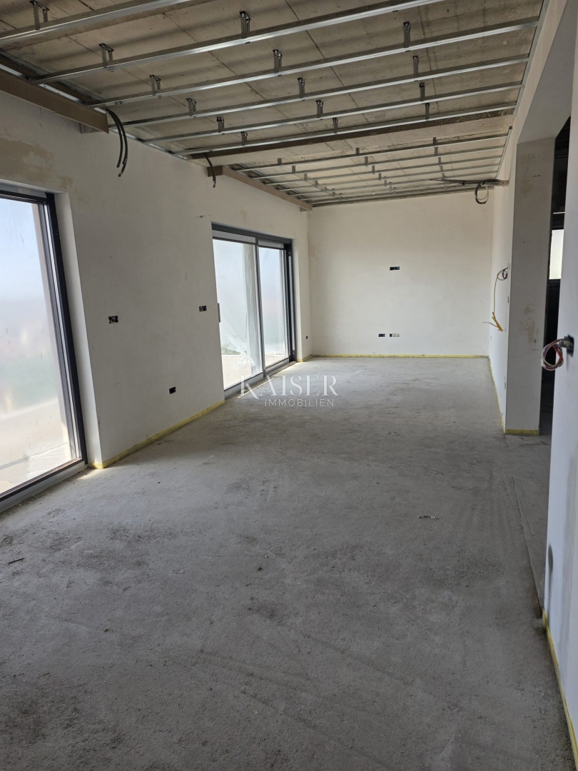 Istra, Poreč - dvosobno stanovanje 80m2 s pogledom na morje