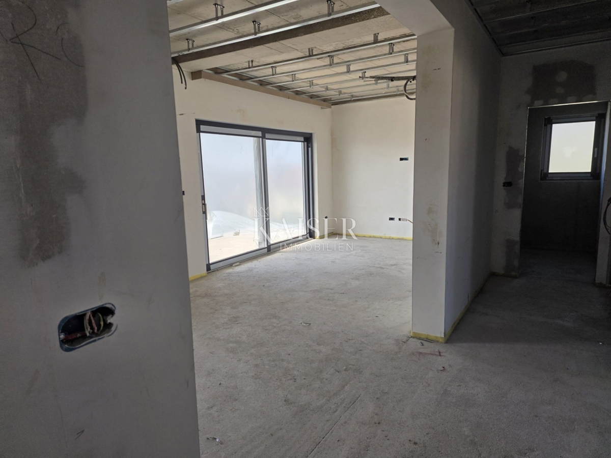 Istra, Poreč - dvosobno stanovanje 80m2 s pogledom na morje