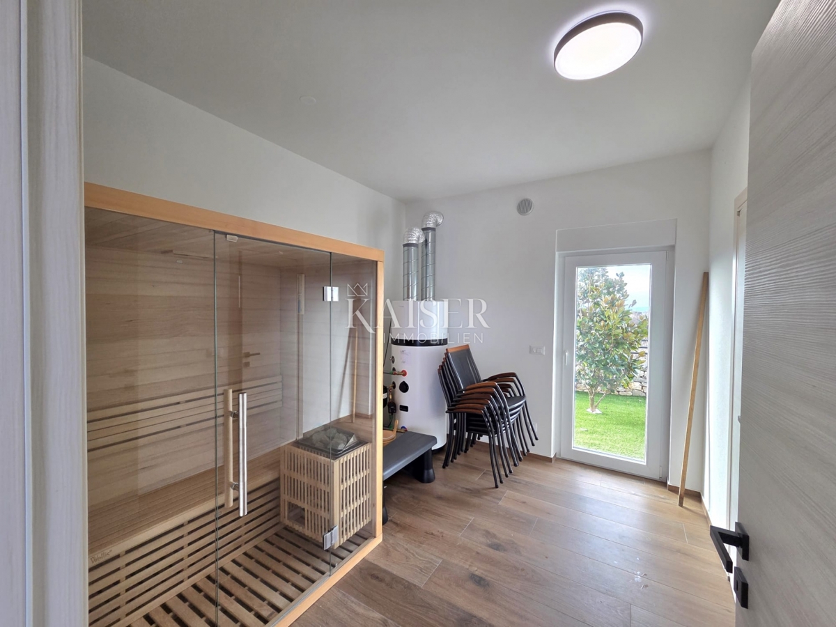 Otok Krk, Kornić - moderna hiša z bazenom