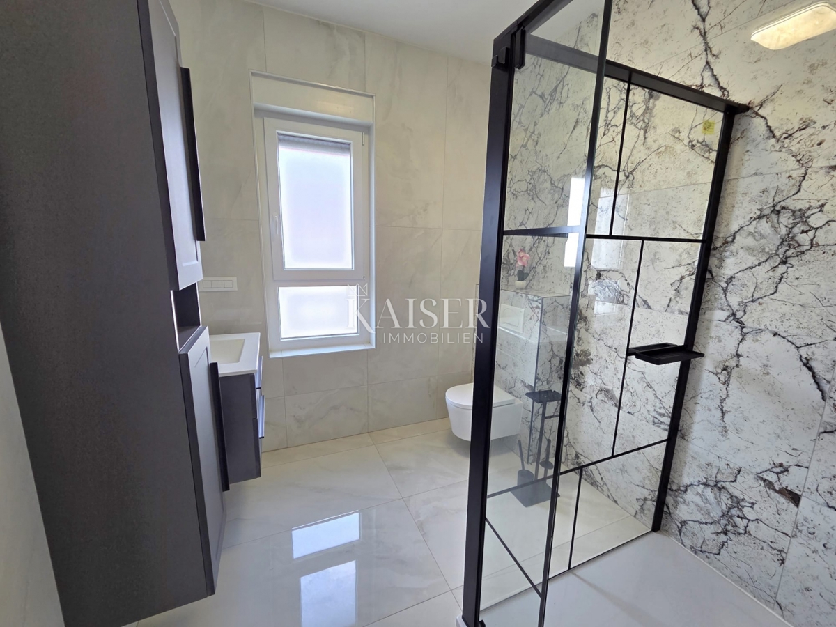 Otok Krk, Kornić - moderna hiša z bazenom