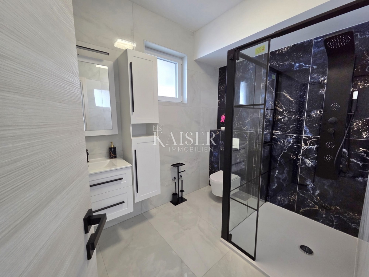 Otok Krk, Kornić - moderna hiša z bazenom