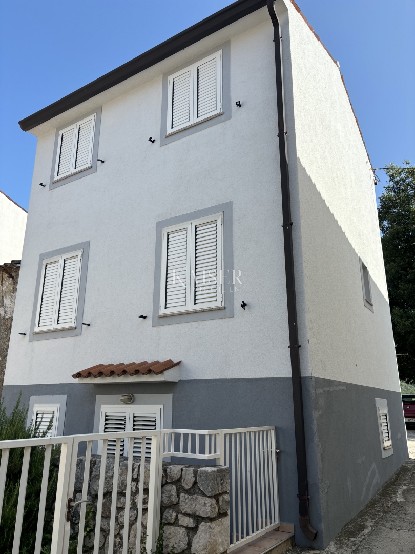 Brseč, srednjeveško jedro - hiša, 87 m2