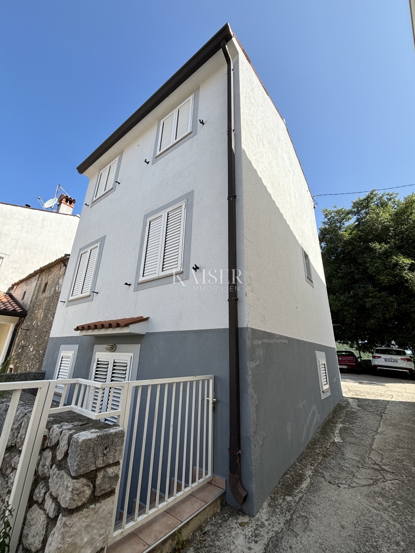 Brseč, srednjeveško jedro - hiša, 87 m2