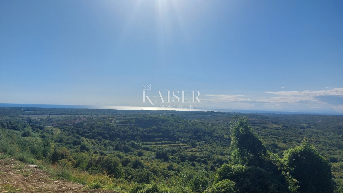 Istra, Buje - starina v starem mestnem jedru - 162 m2 z velikim potencialom
