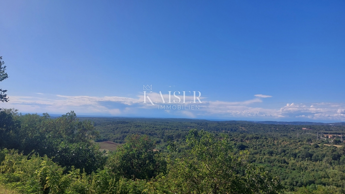 Istra, Buje - starina v starem mestnem jedru - 162 m2 z velikim potencialom
