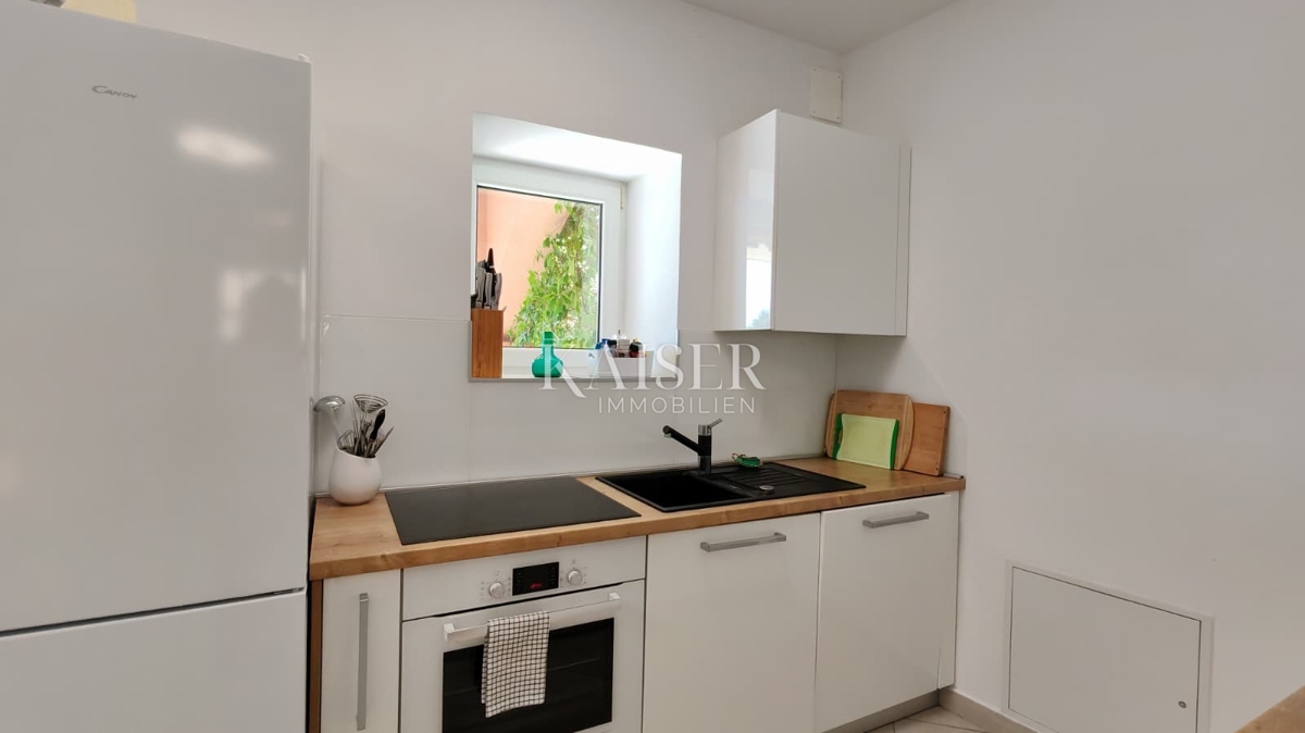 Otok Krk, Dobrinj - prenovljena kamnita hiša 105m2 z bazenom