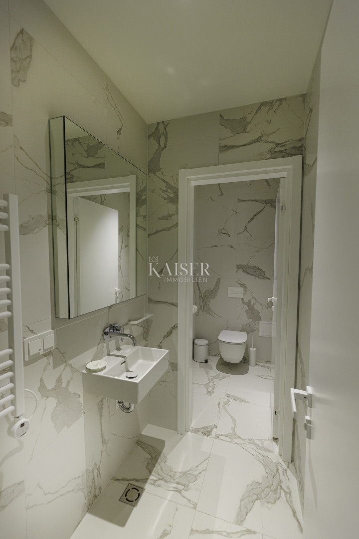 Istra, Umag, Savudrija - luksuzna vila v naselju, 275m2 - na voljo vse storitve v naselju