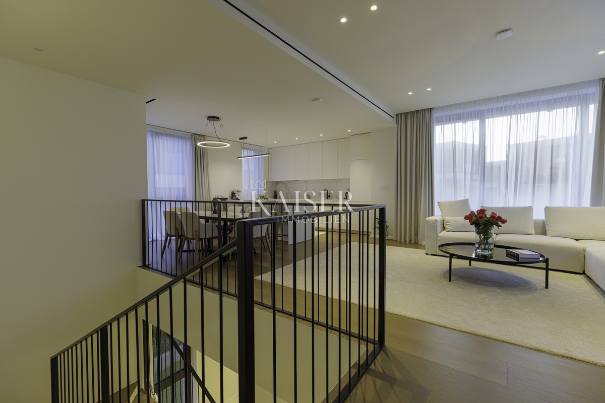 Istra, Umag, Savudrija - luksuzna vila v naselju, 275m2 - na voljo vse storitve v naselju