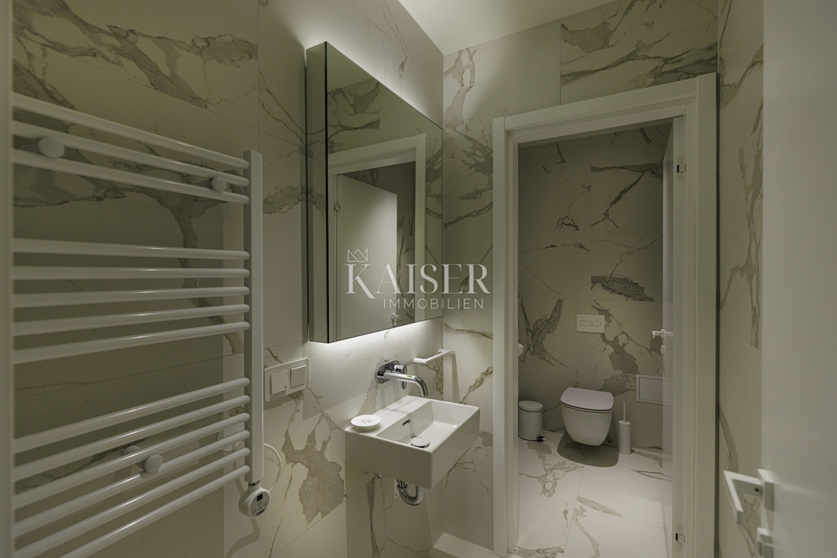 Istra, Umag, Savudrija - luksuzna vila v naselju, 275m2 - na voljo vse storitve v naselju