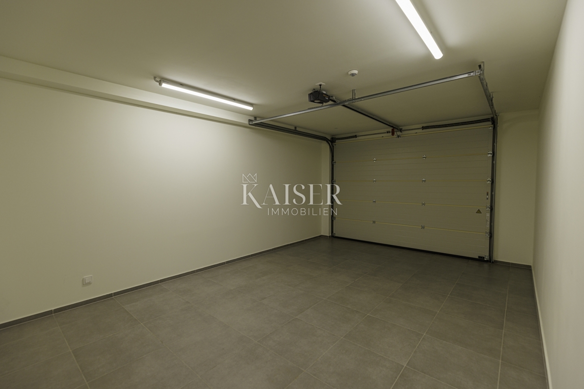 Istra, Umag, Savudrija - luksuzna vila v naselju, 275m2 - na voljo vse storitve v naselju