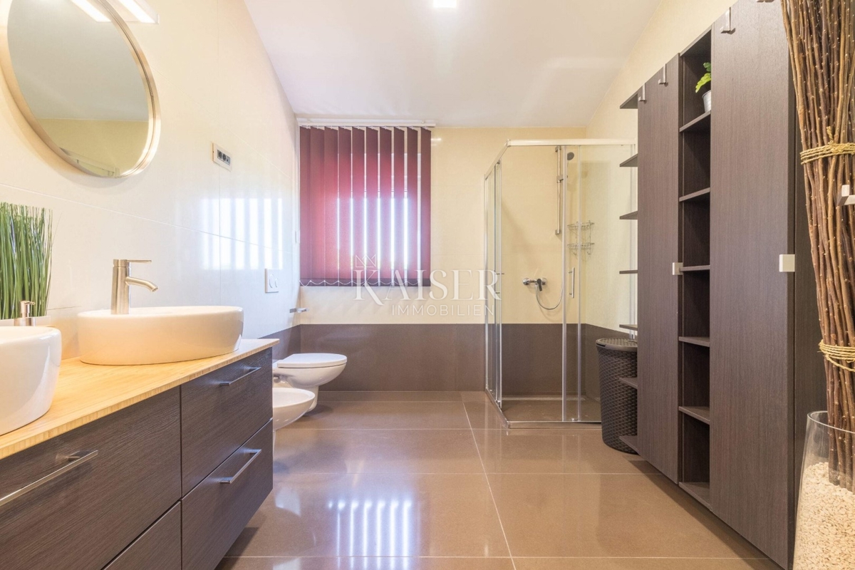 Vila Valtura, Ližnjan, 450m2