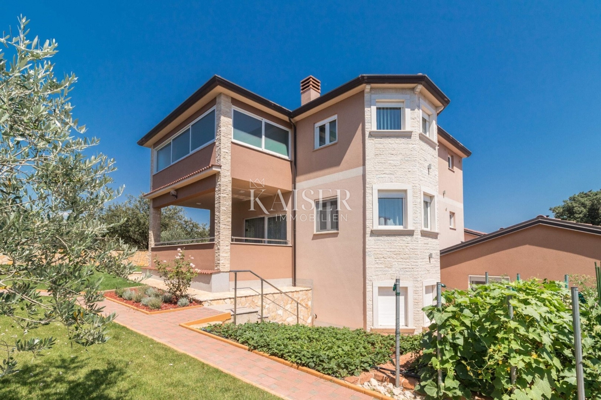 Vila Valtura, Ližnjan, 450m2