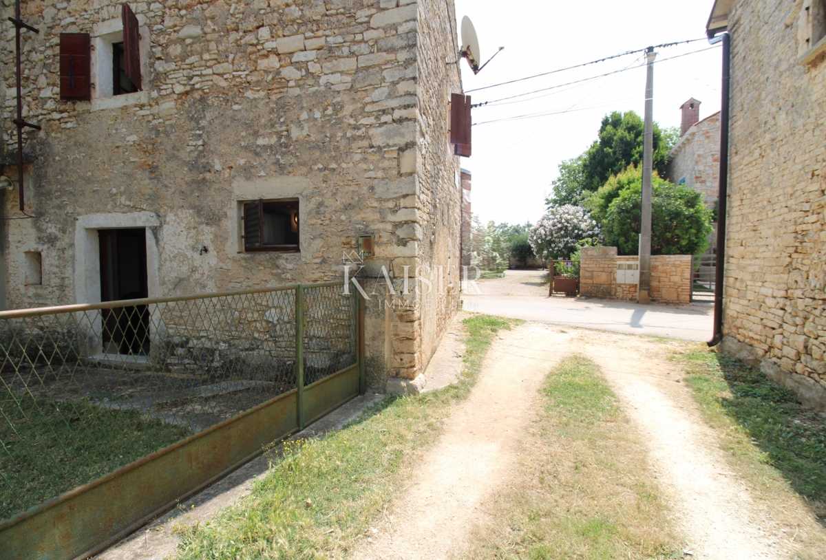 Istra, Pula - kamnita hiša 70m2 