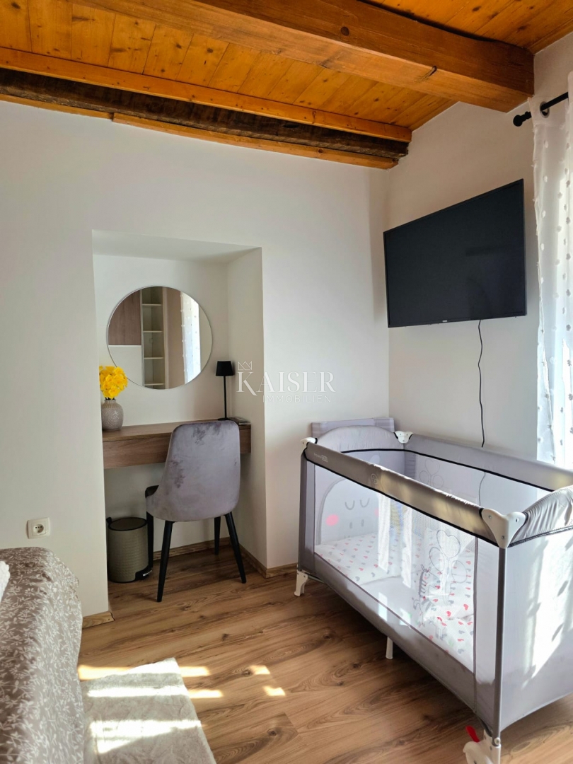 Opatija, Brseč - počitniška hiša v bližini morja, 130 m2