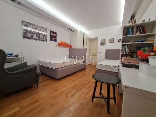 Zadar, Poluotok, luksuzno opremljeno stanovanje, 104,32 m2, v bližini Kalelarge