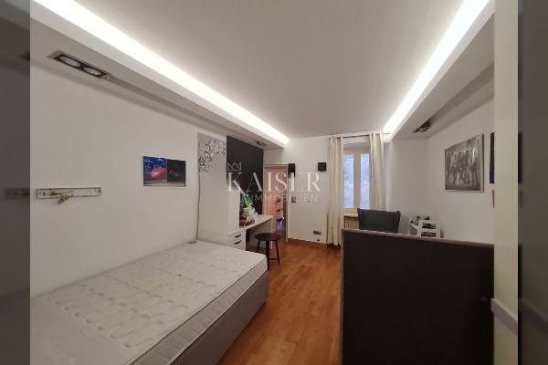 Zadar, Poluotok, luksuzno opremljeno stanovanje, 104,32 m2, v bližini Kalelarge