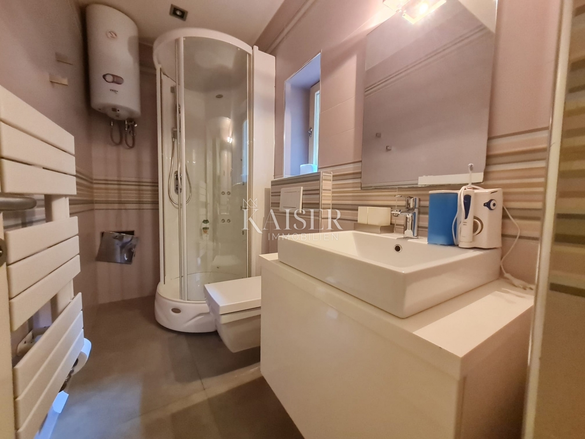 Zadar, Poluotok, luksuzno opremljeno stanovanje, 104,32 m2, v bližini Kalelarge