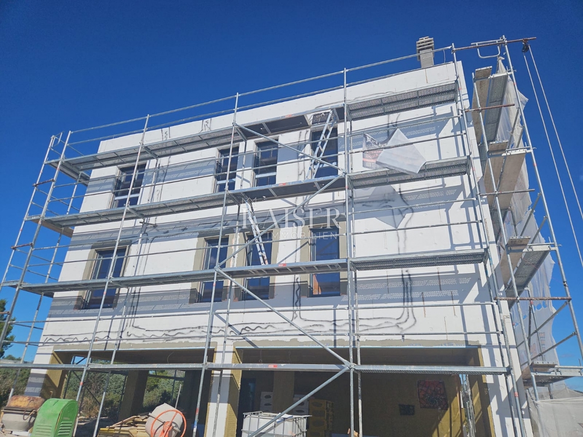 Šibenik, Brodarica - enosobno stanovanje 62,87 m2 v novi stavbi v bližini plaže Rezalište