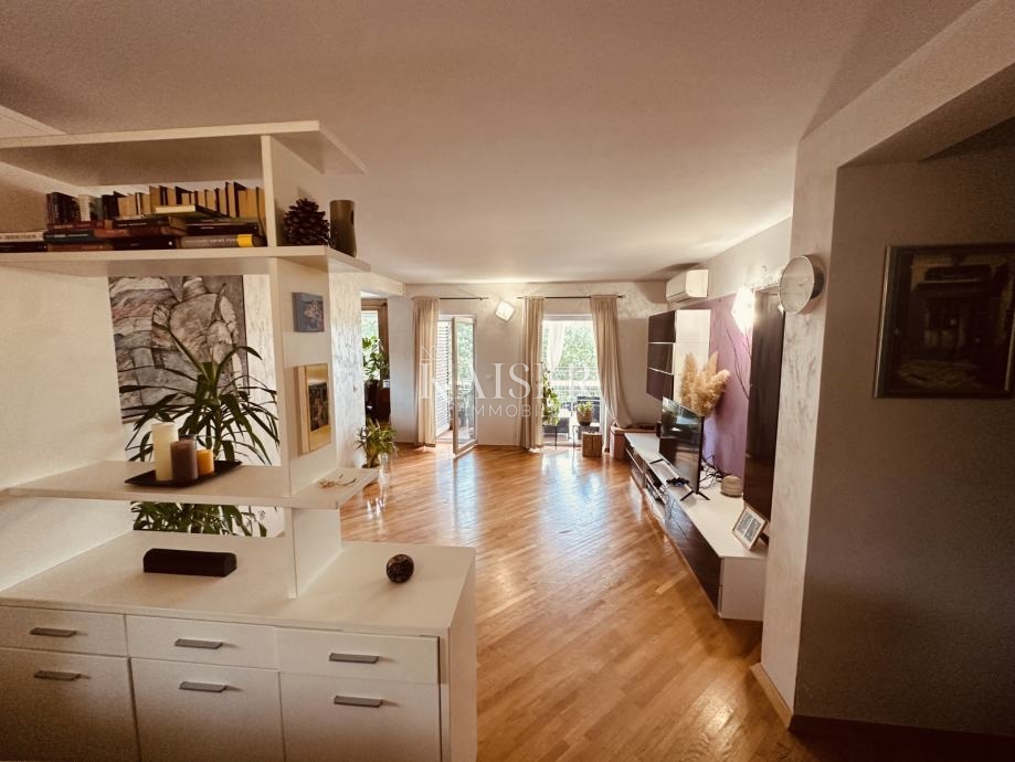 Istra, Buje, Kaštel, stanovanje 104 m2 na iskani lokaciji