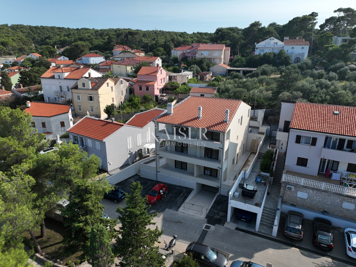 Mali Lošinj - čudovito stanovanje z garažo v središču mesta