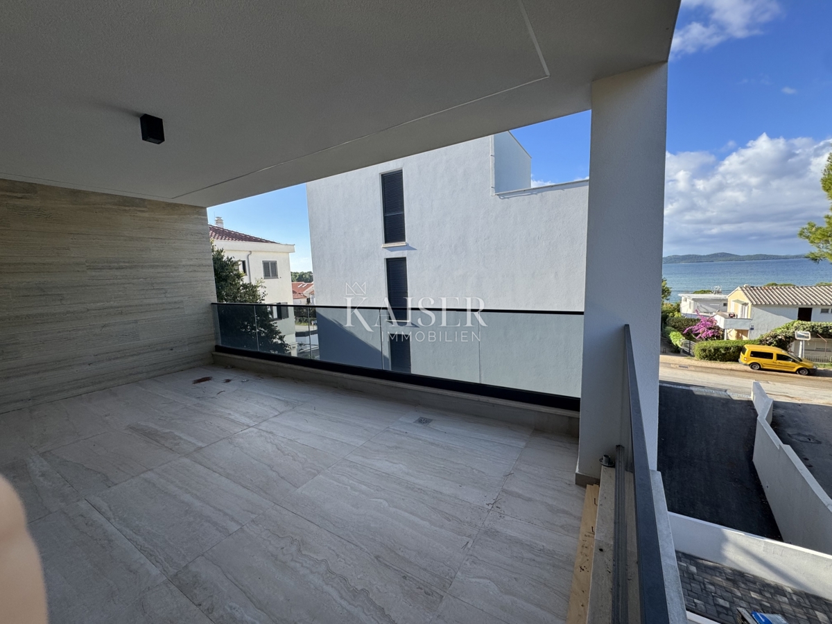 Zadar, Diklo - Luksuzno opremljen penthouse (103m2) 70 m od plaže