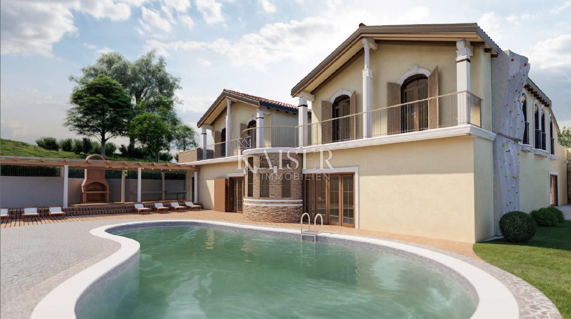 Istra - Lovran, hotel z 12 sobami, wellness, spa v nedokončani fazi