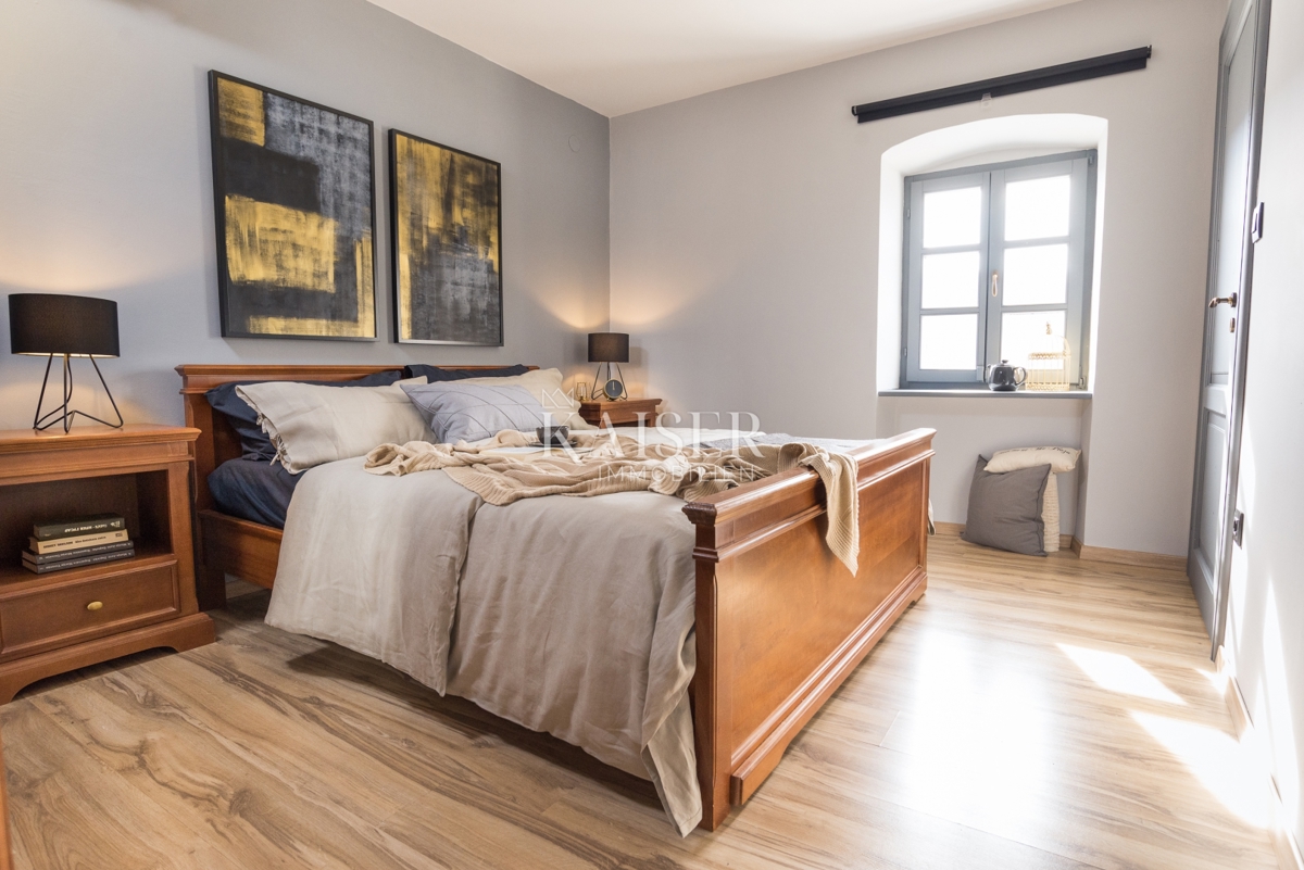 Istra, območje Rovinja - očarljiva kamnita hiša 170m2 z bazenom