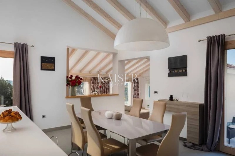 Vila Žaborić, Šibenik - Okolica, 175m2