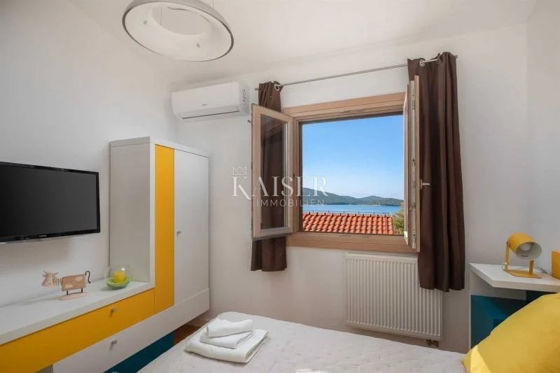 Vila Žaborić, Šibenik - Okolica, 175m2