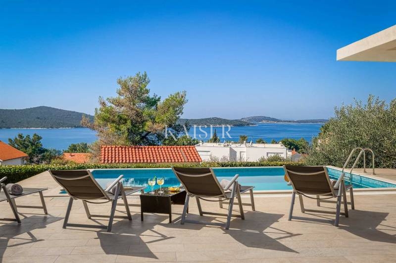 Vila Žaborić, Šibenik - Okolica, 175m2