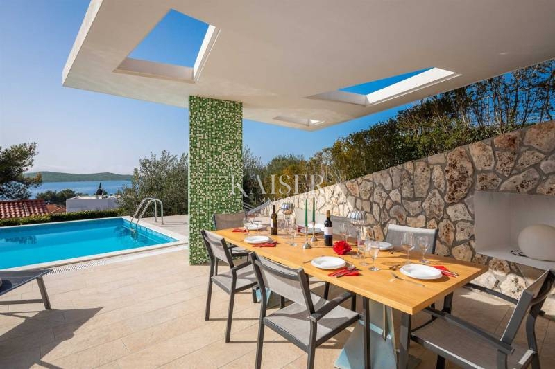 Vila Žaborić, Šibenik - Okolica, 175m2