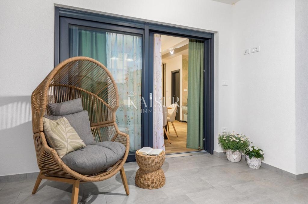 Istra, Poreč, vila z bazenom in pogledom na morje